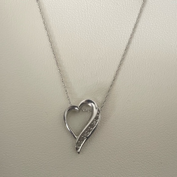 ✨Silver Heart Diamond Necklace💎 - Picture 1 of 7